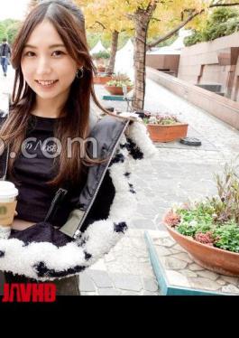 Late Night Lovers: Cute Girl’s First XXX Experience!