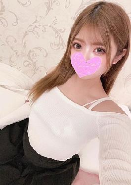 Sparkling 21-Year-Old E-Cup Babe’s Sensual Starbucks Date Leads to Hot Sex!